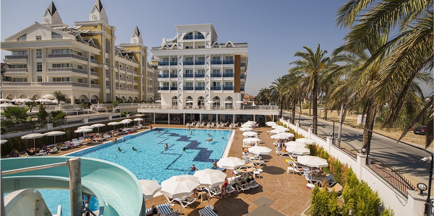 Palm World Resort & Spa